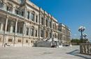 C?ragan Palace