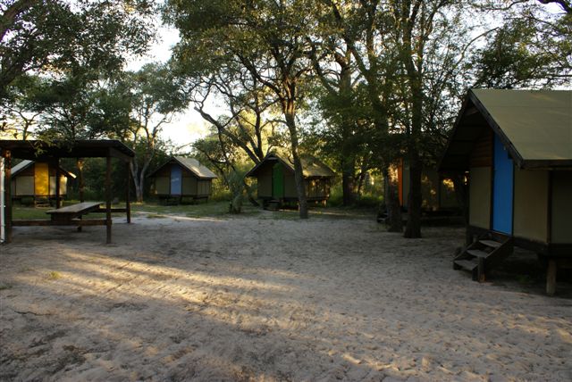 Cabins at the Sitatunga camp site | Nomad Tour